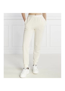 Hugo Bodywear Spodnie dresowe SPORTY LOGO | Regular Fit ze sklepu Gomez Fashion Store w kategorii Spodnie damskie - zdjęcie 164324078