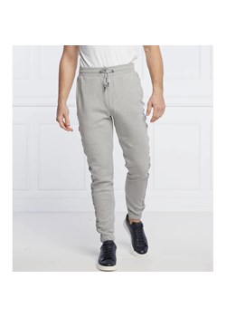 Tommy Hilfiger Spodnie dresowe | Regular Fit ze sklepu Gomez Fashion Store w kategorii Spodnie męskie - zdjęcie 164325237