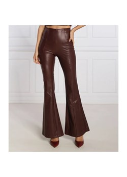 GUESS Spodnie SABELLLA | flare fit ze sklepu Gomez Fashion Store w kategorii Spodnie damskie - zdjęcie 164325745
