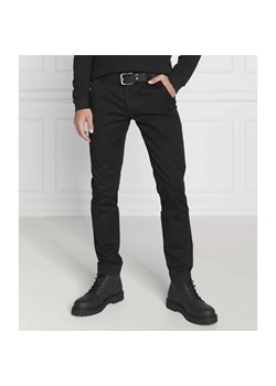 Tommy Jeans Spodnie chino Scanton | Slim Fit ze sklepu Gomez Fashion Store w kategorii Spodnie męskie - zdjęcie 164326485