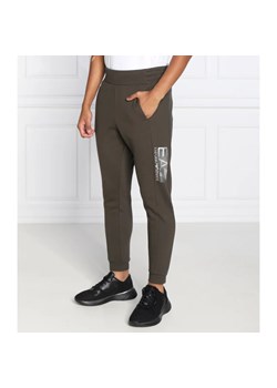 EA7 Spodnie | Regular Fit ze sklepu Gomez Fashion Store w kategorii Spodnie męskie - zdjęcie 164327105
