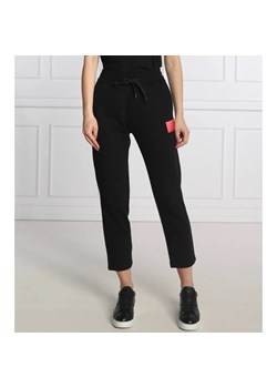 Armani Exchange Spodnie dresowe | Regular Fit ze sklepu Gomez Fashion Store w kategorii Spodnie damskie - zdjęcie 164328299