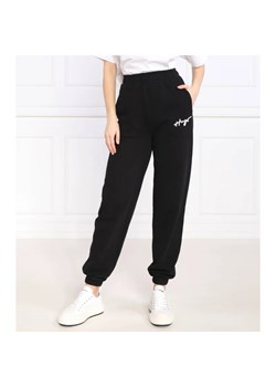 HUGO Spodnie dresowe Njola | Regular Fit ze sklepu Gomez Fashion Store w kategorii Spodnie damskie - zdjęcie 164328368