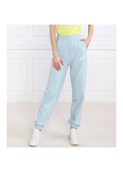HUGO Spodnie dresowe Njola | Regular Fit ze sklepu Gomez Fashion Store w kategorii Spodnie damskie - zdjęcie 164328489