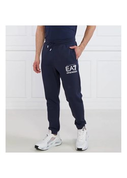 EA7 Spodnie dresowe | Regular Fit ze sklepu Gomez Fashion Store w kategorii Spodnie męskie - zdjęcie 164328676