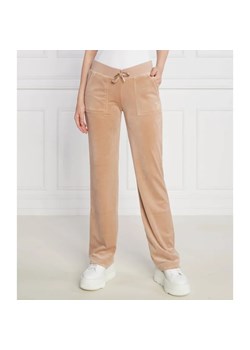Juicy Couture Spodnie dresowe Del Ray Classic Velour Pant Pocket Design GOLD HW | Regular Fit ze sklepu Gomez Fashion Store w kategorii Spodnie damskie - zdjęcie 164329879