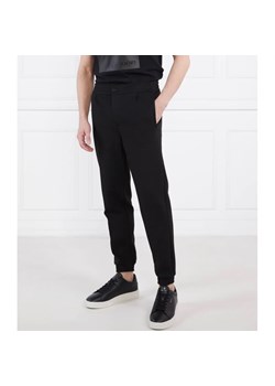 Joop! Spodnie dresowe Stormy | Regular Fit ze sklepu Gomez Fashion Store w kategorii Spodnie męskie - zdjęcie 164331398