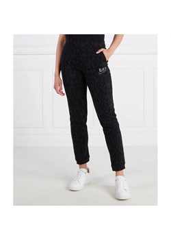 EA7 Spodnie dresowe | Regular Fit ze sklepu Gomez Fashion Store w kategorii Spodnie damskie - zdjęcie 164331995