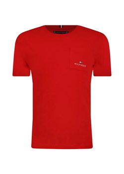 Tommy Hilfiger T-shirt ESSENTIAL POCKET | Regular Fit ze sklepu Gomez Fashion Store w kategorii T-shirty chłopięce - zdjęcie 164332098