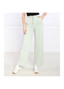 Max Mara Leisure Spodnie dresowe | Comfort fit ze sklepu Gomez Fashion Store w kategorii Spodnie damskie - zdjęcie 164332137