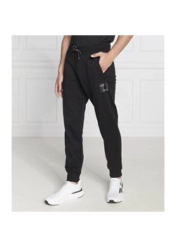 Armani Exchange Spodnie dresowe | Regular Fit ze sklepu Gomez Fashion Store w kategorii Spodnie męskie - zdjęcie 164332247