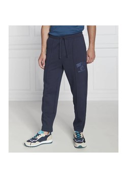 Tommy Jeans Spodnie dresowe | Regular Fit ze sklepu Gomez Fashion Store w kategorii Spodnie męskie - zdjęcie 164332778
