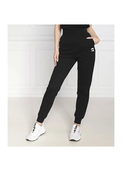 Karl Lagerfeld Spodnie dresowe ikonik 2.0 | Regular Fit ze sklepu Gomez Fashion Store w kategorii Spodnie damskie - zdjęcie 164334395