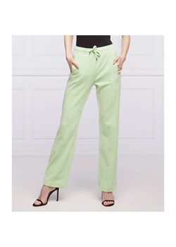 Juicy Couture Spodnie dresowe TINA | Regular Fit ze sklepu Gomez Fashion Store w kategorii Spodnie damskie - zdjęcie 164334475