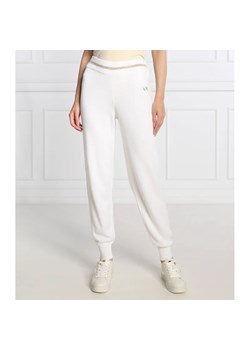 Armani Exchange Spodnie dzianinowe | Regular Fit | z dodatkiem wełny ze sklepu Gomez Fashion Store w kategorii Spodnie damskie - zdjęcie 164334979