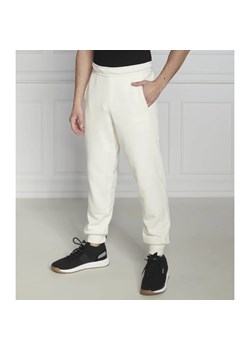 Calvin Klein Spodnie dresowe | Regular Fit ze sklepu Gomez Fashion Store w kategorii Spodnie męskie - zdjęcie 164335138