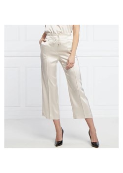 Marc Cain Satynowe spodnie | Loose fit | regular waist ze sklepu Gomez Fashion Store w kategorii Spodnie damskie - zdjęcie 164335728