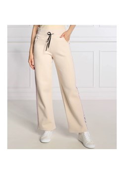Liu Jo Sport Spodnie dresowe | flare fit ze sklepu Gomez Fashion Store w kategorii Spodnie damskie - zdjęcie 164335909