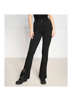 GUESS Spodnie dresowe | Slim Fit ze sklepu Gomez Fashion Store w kategorii Spodnie damskie - zdjęcie 164336088