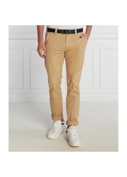 Tommy Jeans Spodnie chino AUSTIN | Slim Fit ze sklepu Gomez Fashion Store w kategorii Spodnie męskie - zdjęcie 164336189