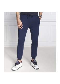 GUESS ACTIVE Spodnie dresowe NEW ARLO | Regular Fit ze sklepu Gomez Fashion Store w kategorii Spodnie męskie - zdjęcie 164336598