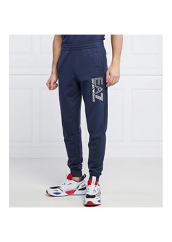 EA7 Spodnie dresowe | Regular Fit ze sklepu Gomez Fashion Store w kategorii Spodnie męskie - zdjęcie 164337169