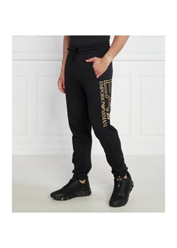EA7 Spodnie dresowe | Regular Fit ze sklepu Gomez Fashion Store w kategorii Spodnie męskie - zdjęcie 164337317
