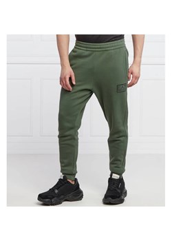 EA7 Spodnie dresowe | Regular Fit ze sklepu Gomez Fashion Store w kategorii Spodnie męskie - zdjęcie 164337617