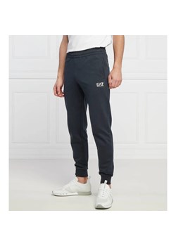 EA7 Spodnie dresowe | Regular Fit ze sklepu Gomez Fashion Store w kategorii Spodnie męskie - zdjęcie 164338867