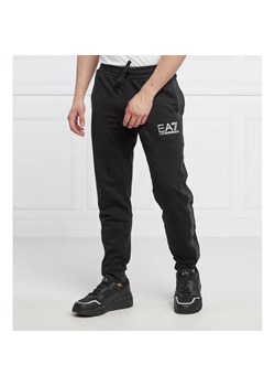 EA7 Spodnie dresowe | Regular Fit ze sklepu Gomez Fashion Store w kategorii Spodnie męskie - zdjęcie 164338899