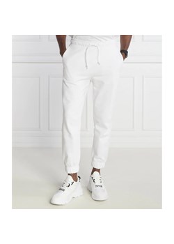 HUGO Spodnie dresowe Dchard | Regular Fit ze sklepu Gomez Fashion Store w kategorii Spodnie męskie - zdjęcie 164340945