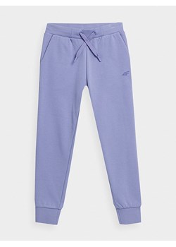 4F Spodnie dresowe w kolorze błękitnym ze sklepu Limango Polska w kategorii Spodnie chłopięce - zdjęcie 164354387