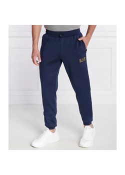 EA7 Spodnie dresowe | Regular Fit ze sklepu Gomez Fashion Store w kategorii Spodnie męskie - zdjęcie 164375736