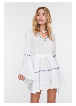 trendyol Sukienka w kolorze białym ze sklepu Limango Polska w kategorii Sukienki - zdjęcie 164402766