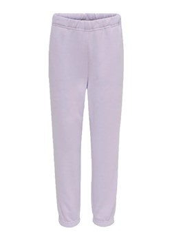 KIDS ONLY Spodnie dresowe &quot;Konlindi&quot; w kolorze lawendowym ze sklepu Limango Polska w kategorii Spodnie dziewczęce - zdjęcie 164410518