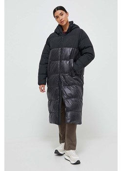 adidas Originals kurtka puchowa damska kolor czarny zimowa ze sklepu ANSWEAR.com w kategorii Kurtki damskie - zdjęcie 164414826
