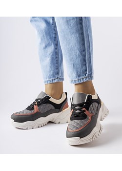 Szare sneakersy z kolorowymi wstawkami Esquibel ze sklepu gemre w kategorii Buty sportowe damskie - zdjęcie 164421408
