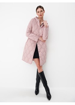 Mohito - Pikowany różowy płaszcz - różowy ze sklepu Mohito w kategorii Płaszcze damskie - zdjęcie 164469465