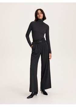 Reserved - Spodnie z ozdobnym paskiem - ciemnoszary ze sklepu Reserved w kategorii Spodnie damskie - zdjęcie 164525487