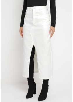 Biała Połyskująca Spódnica Maxi z Rozcięciem Vichet ze sklepu Born2be Odzież w kategorii Spódnice - zdjęcie 164529387