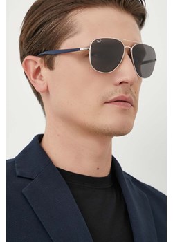 Ray-Ban okulary przeciwsłoneczne kolor szary ze sklepu PRM w kategorii Okulary przeciwsłoneczne męskie - zdjęcie 164537288