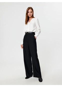 Sinsay - Spodnie materiałowe high waist - czarny ze sklepu Sinsay w kategorii Spodnie damskie - zdjęcie 164549415