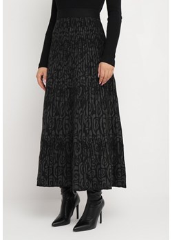 Czarna Rozkloszowana Spódnica Maxi z Wiskozy Sorvin ze sklepu Born2be Odzież w kategorii Spódnice - zdjęcie 164568967