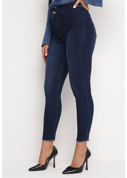 Niebieskie Jeansy Skinny z Postrzępionymi Nogawkami Nogoi ze sklepu Born2be Odzież w kategorii Jeansy damskie - zdjęcie 164574586