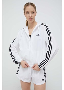 adidas kurtka damska kolor biały przejściowa oversize ze sklepu ANSWEAR.com w kategorii Kurtki damskie - zdjęcie 164740755