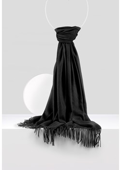 Ciepły czarny szal z wiskozą ze sklepu Molton w kategorii Szaliki i chusty damskie - zdjęcie 164794039