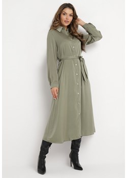Zielona Koszulowa Sukienka Maxi z Wiązanym Paskiem Isylie ze sklepu Born2be Odzież w kategorii Sukienki - zdjęcie 164884586