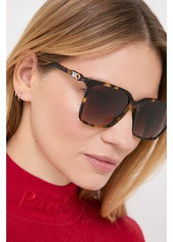 Michael Kors okulary przeciwsłoneczne CANBERRA damskie kolor brązowy 0MK2197U ze sklepu ANSWEAR.com w kategorii Okulary przeciwsłoneczne damskie - zdjęcie 164892608