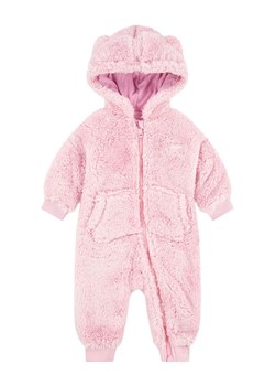 Levi's Kids Kombinezon w kolorze jasnoróżowym - id: 14519846 - marki Levi's - 164897169 Levi's Kids Kombinezon w kolorze jasnoróżowym ze sklepu Limango Polska w kategorii Kombinezony i kurtki - zdjęcie 164897169