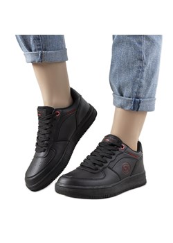Czarne sneakersy damskie Cross Jeans Zemira ze sklepu ButyModne.pl w kategorii Trampki damskie - zdjęcie 164909917